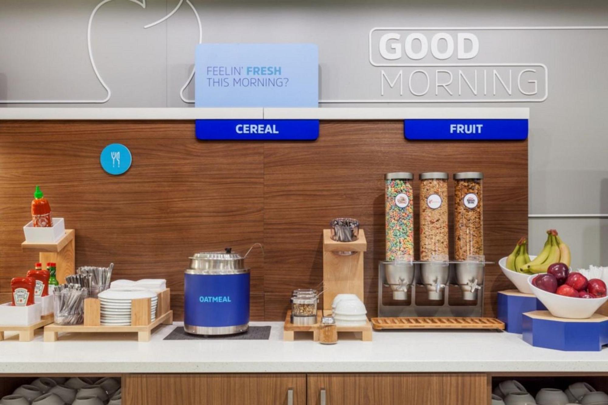 Holiday Inn Express & Suites Chicago - Matteson By Ihg Экстерьер фото