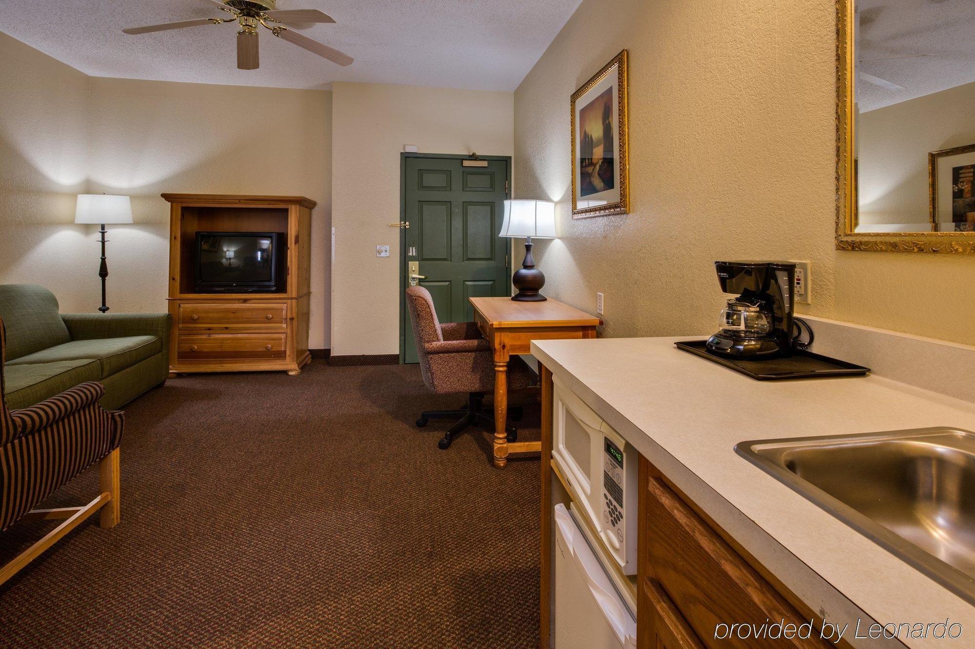 Holiday Inn Express & Suites Chicago - Matteson By Ihg Номер фото