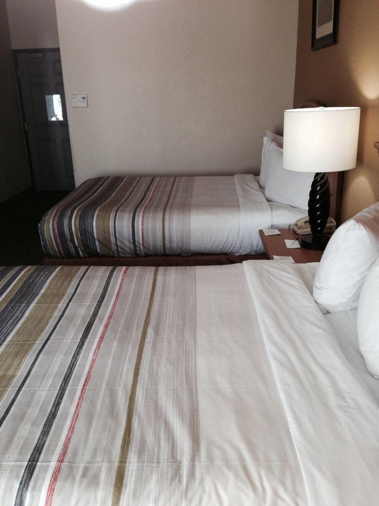 Holiday Inn Express & Suites Chicago - Matteson By Ihg Экстерьер фото
