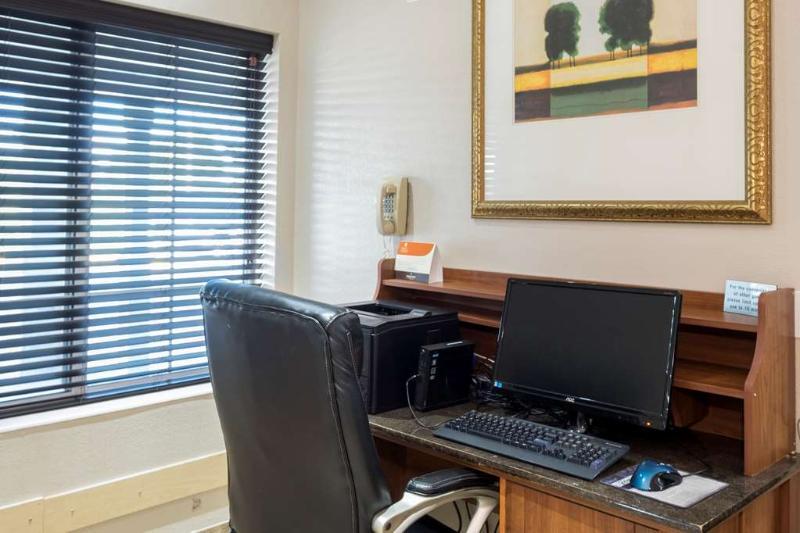 Holiday Inn Express & Suites Chicago - Matteson By Ihg Экстерьер фото
